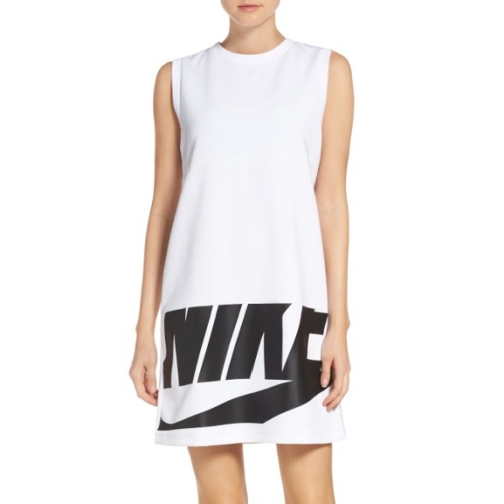 NIKE Irreverent Logo White Sport Dress