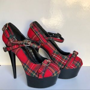 New Penthouse Plaid Platform Mary Jane Pumps