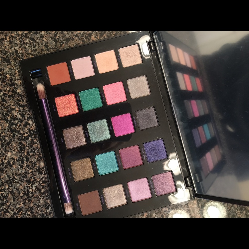 Urbane decay vice 3