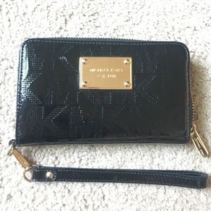 Michael Kors Clutch