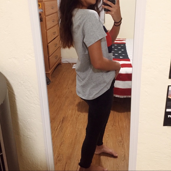 tommy tee - Picture 4 of 5