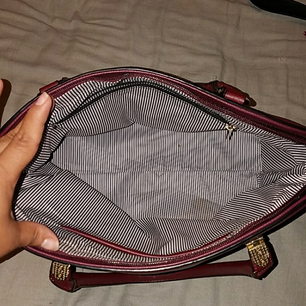 Medium Sized Purse - image 3