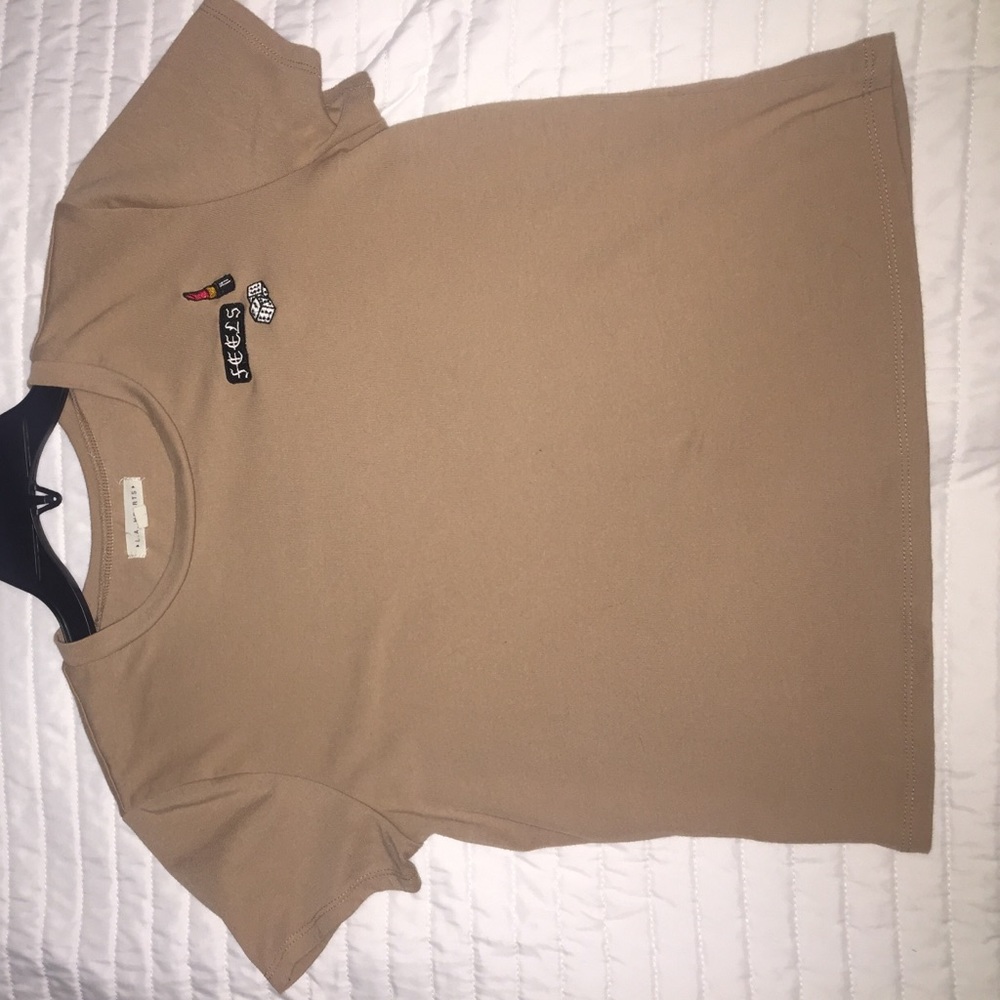 PACSUN TAN "FEELS" SHORT SLEEVE CROP TOP