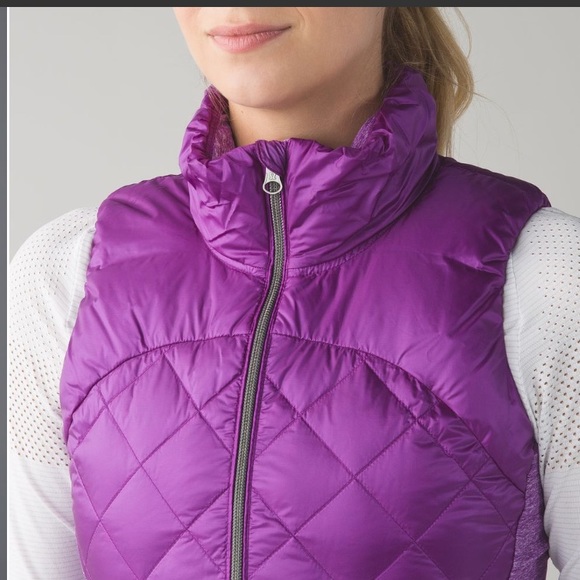 NWT💕lululemon Down for a Run Vest sz 2 - Picture 2 of 8