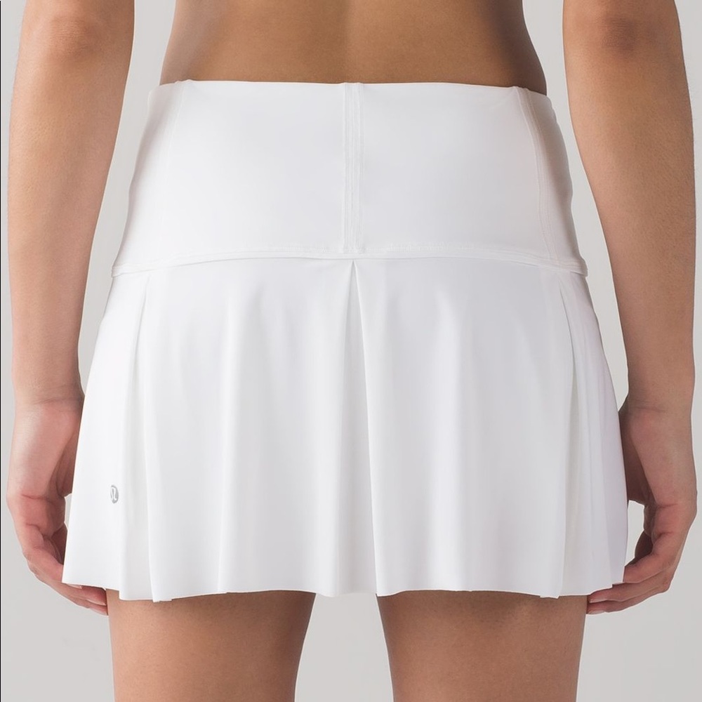 SOLD💕lululemon Lost in Pace Skirt*REG Sz 10