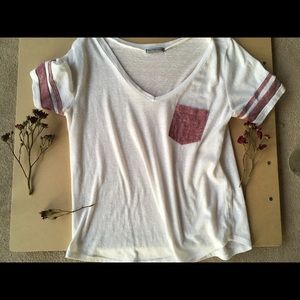 👚WHITE AND RED pocket TEE👚