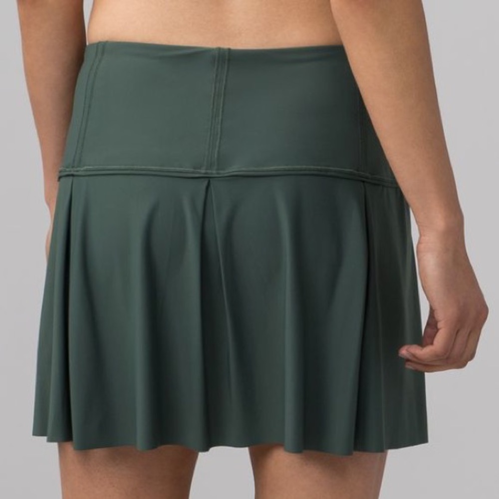 SOLD💕lululemon Lost in Pace Skirt*TALL sz 10