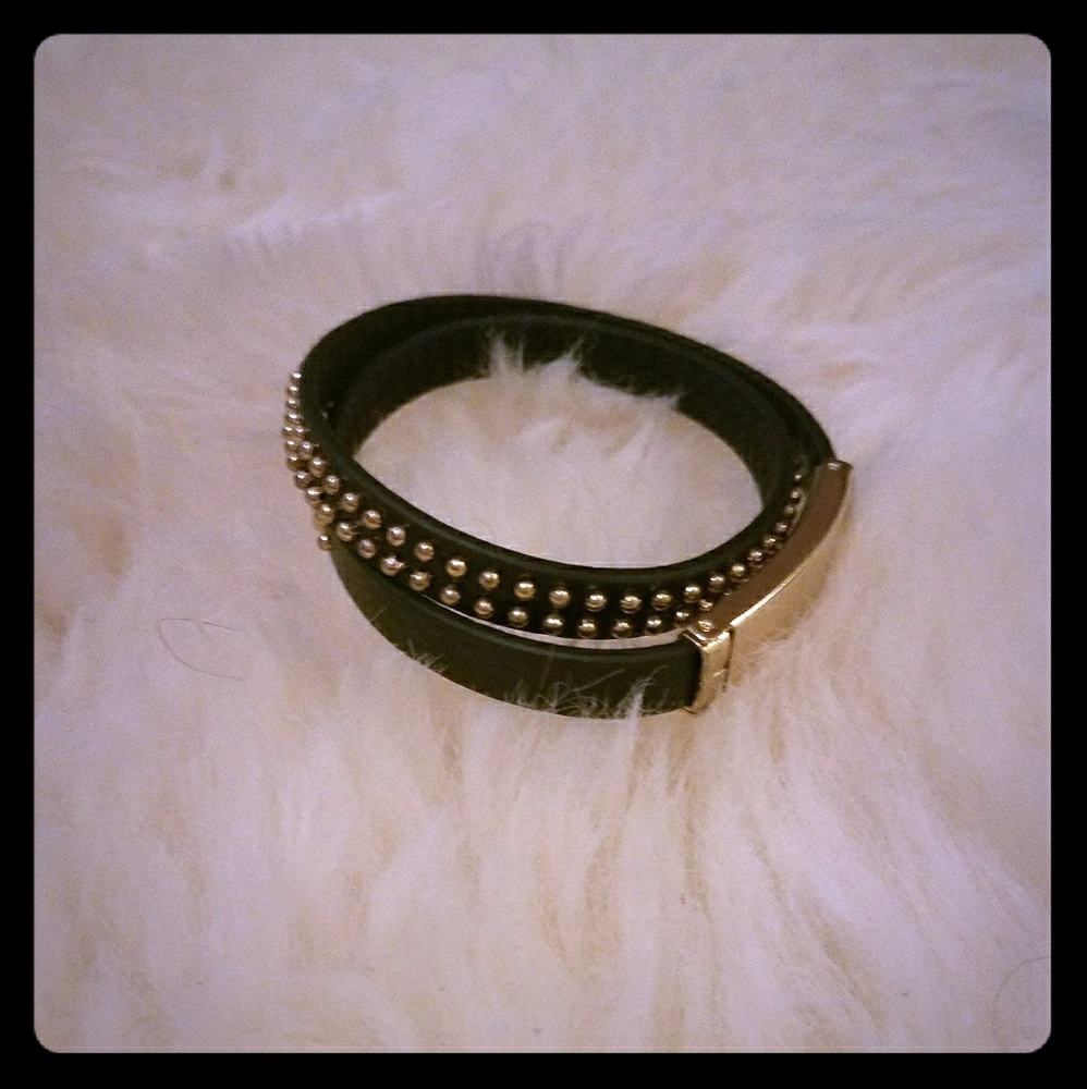 Cute leather studded bracelet!!