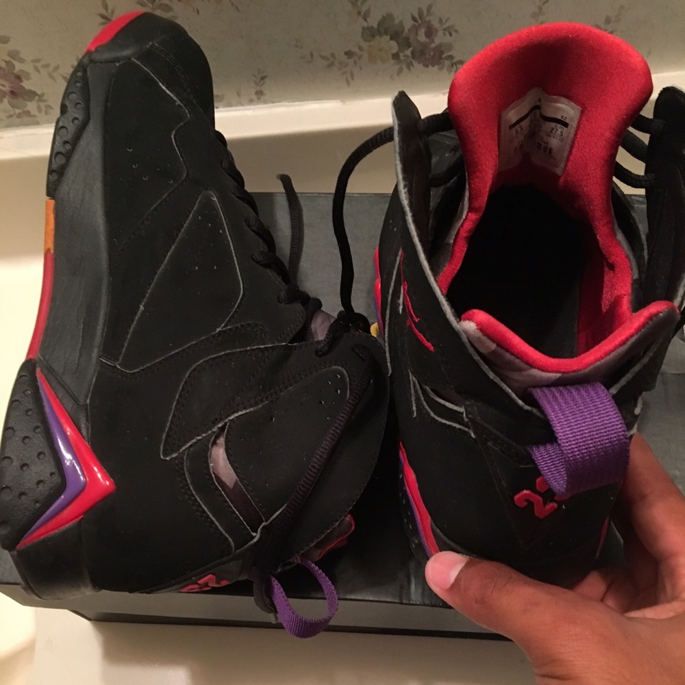 Jordan 7's