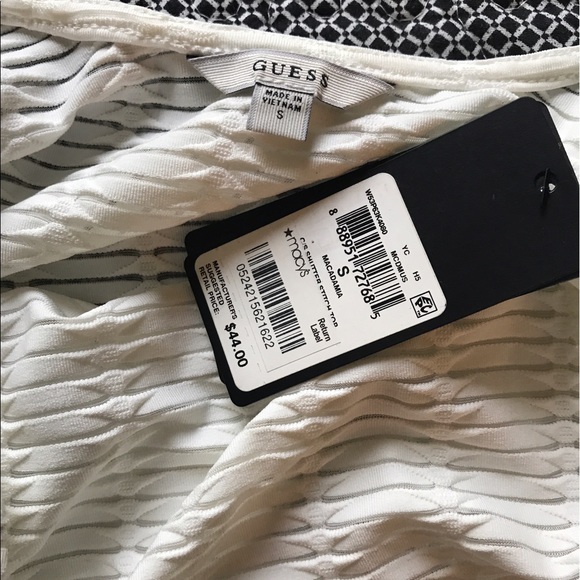 White Guess Top - Picture 3 of 4