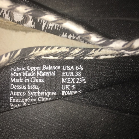 Air walk shoes - Picture 2 of 3