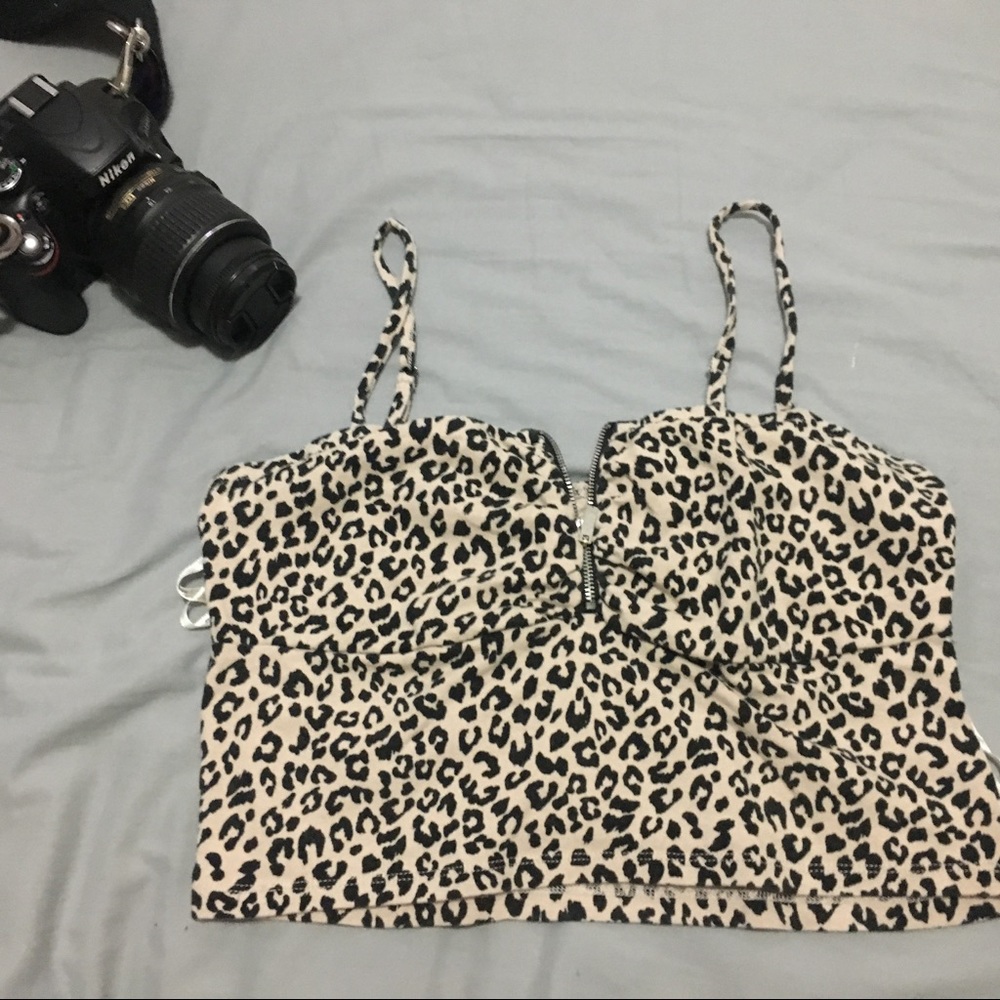 Guess Leopard Crop Top