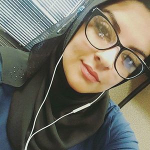 Meet your Posher, Fatima