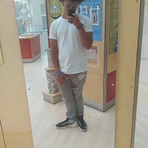 Meet your Posher, Jayson