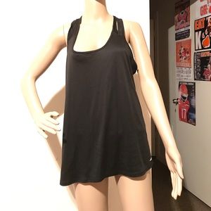 Black workout tank top