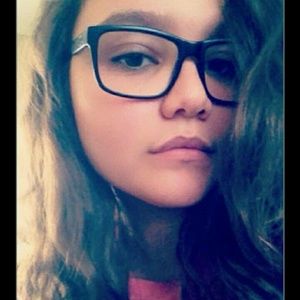 Meet your Posher, Kassandra