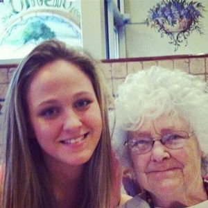 Meet your Posher, Mikayla