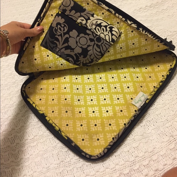 Vera Bradly computer cover - Picture 2 of 4