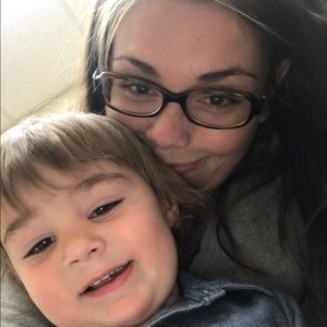 Meet your Posher, Courtney