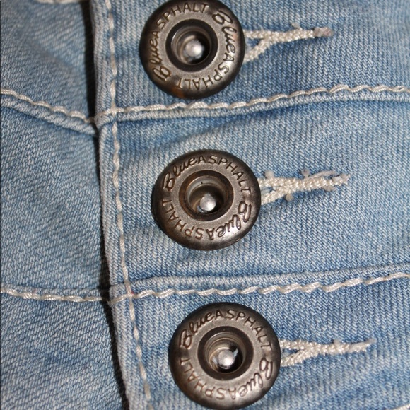 ⬇️$30 | Light High Waist Blue Asphalt Jean Shorts - Picture 6 of 7