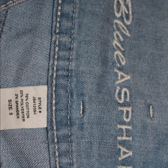 ⬇️$30 | Light High Waist Blue Asphalt Jean Shorts - Picture 7 of 7