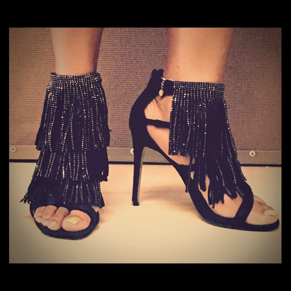 Steve Madden (Nitelife 4 Strapped Bedazzled Heelz)