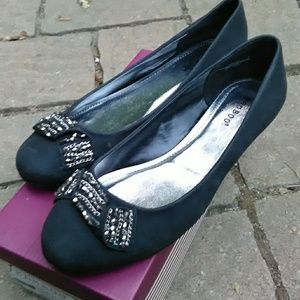 Bamboo hidden heel flats size 9