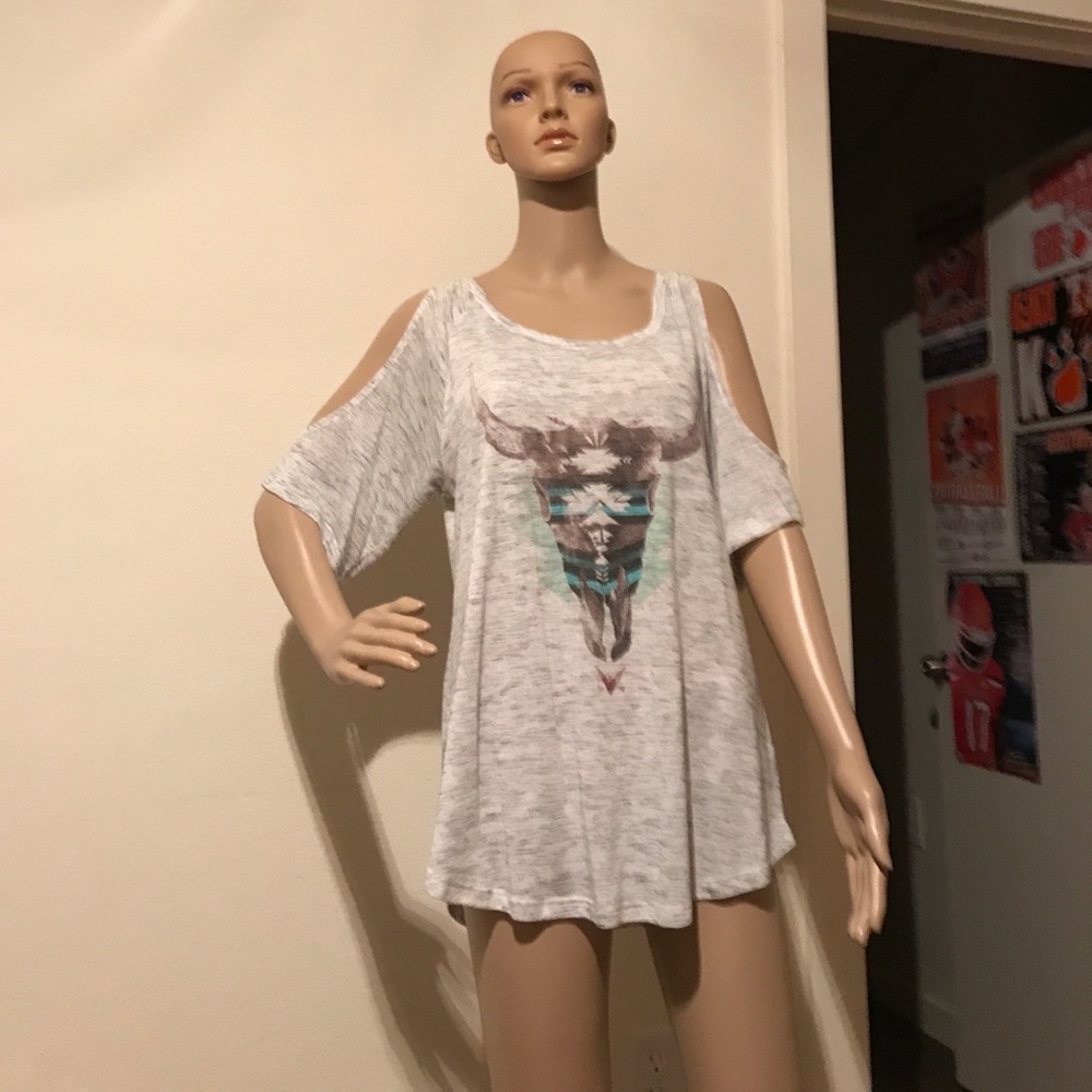 Gray tank