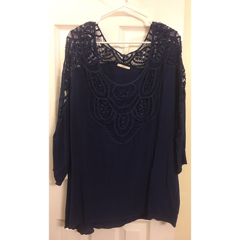 NWOT Charlotte Russe+ Top