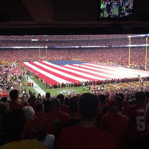 Meet your Posher, Derrick