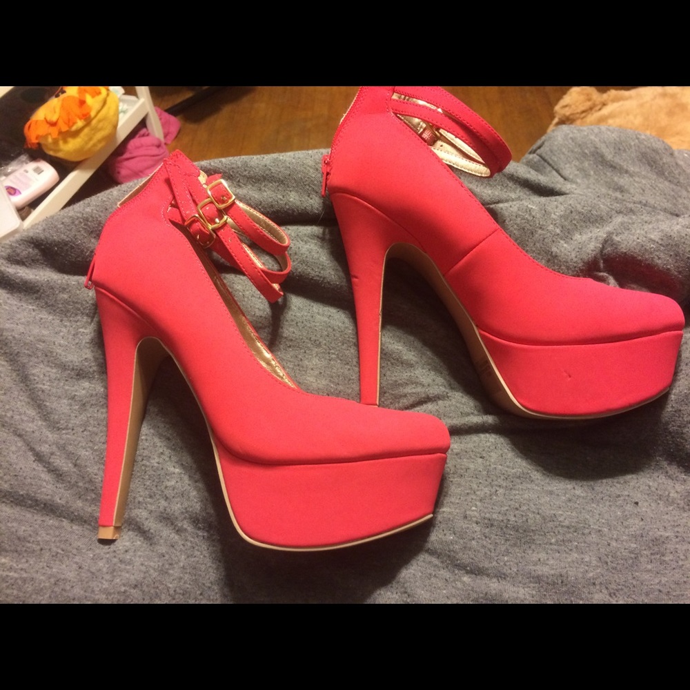 Coral heels