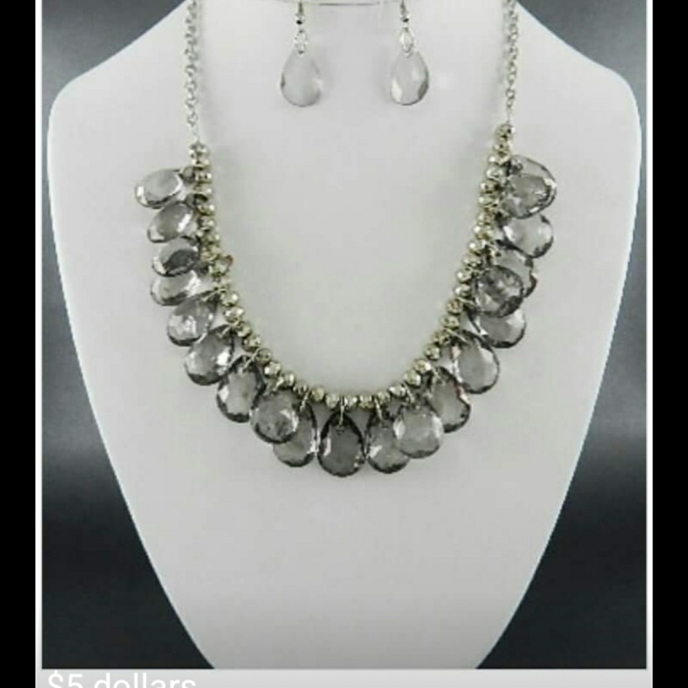 Necklaces - Picture 6 of 8