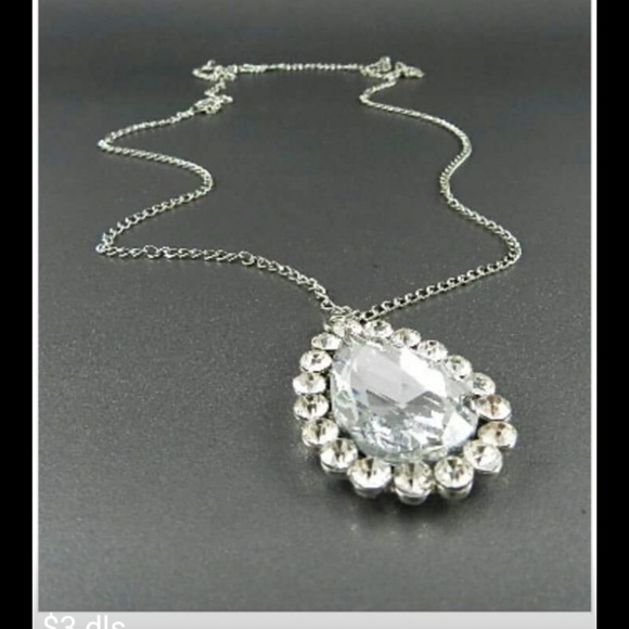 Necklaces - Picture 2 of 8