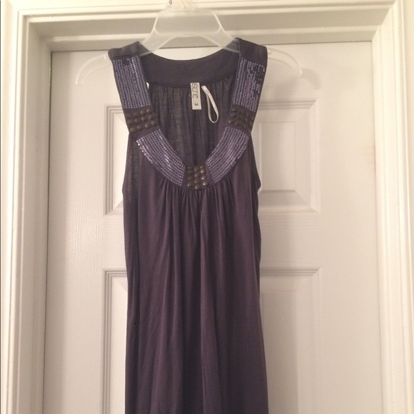 Soft sleeveless top - Picture 1 of 3