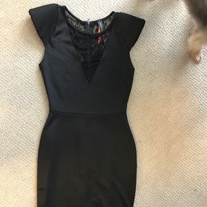 Bodycon black dress
