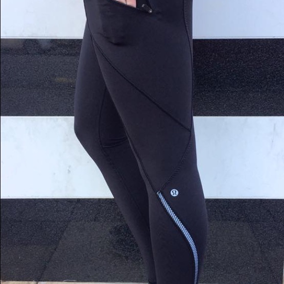 Lululemon Cadence Crusher Tight - Picture 2 of 6