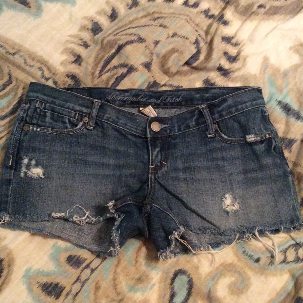 Abercrombie and fitch jean shorts!