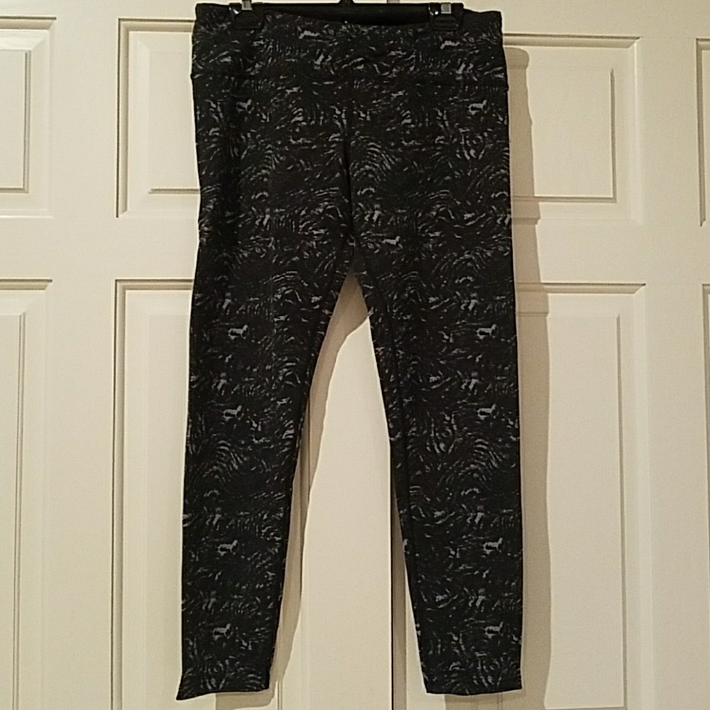 NWT leggings