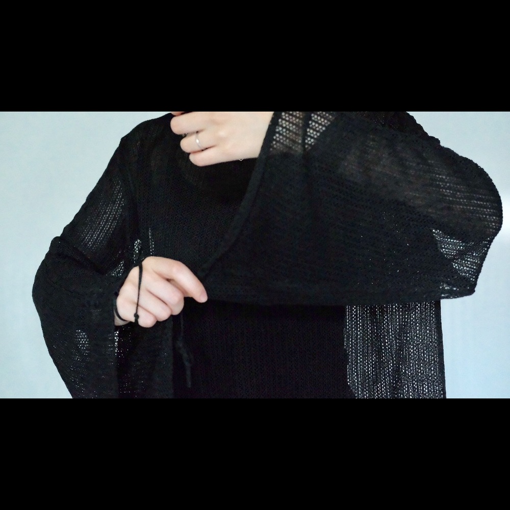 Zara see through top with oversized sleeves - Picture 4 of 4