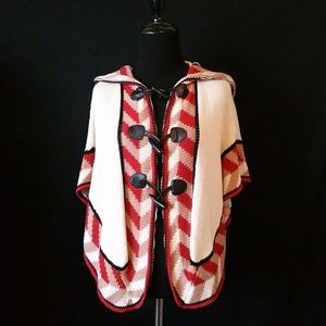 Hazel Hazel Cape Poncho Hooded knitted front loop