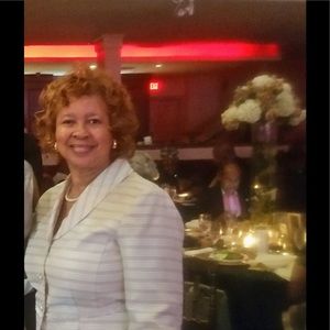 Meet your Posher, Deborah