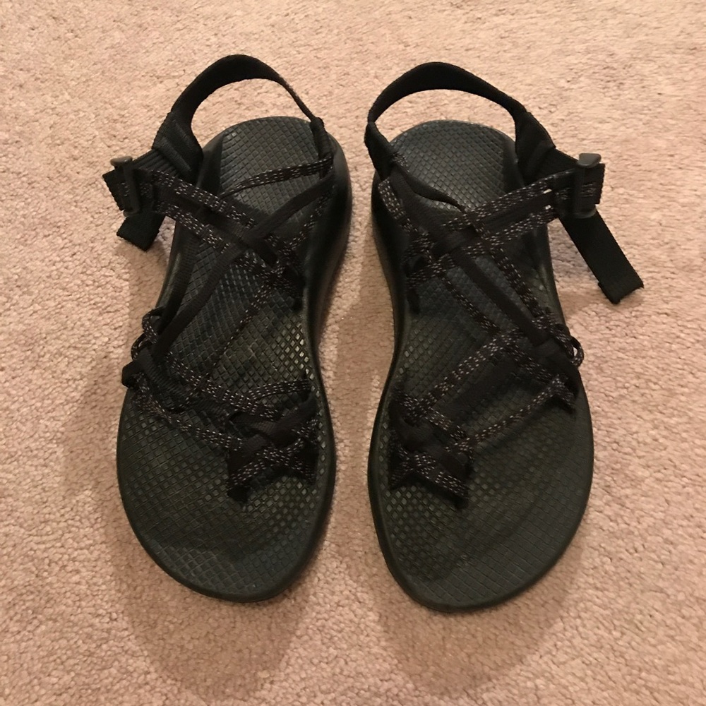 Tri-Strap CHACOS like-new