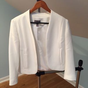 Chelsea 28 white short blazer
