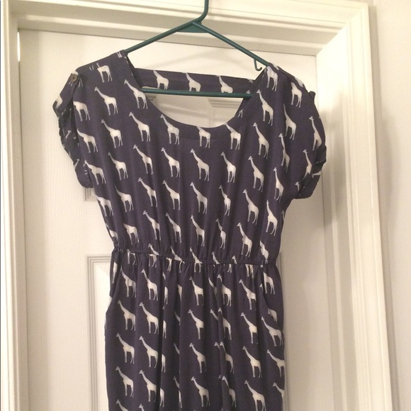 Giraffe print dress - Picture 2 of 3