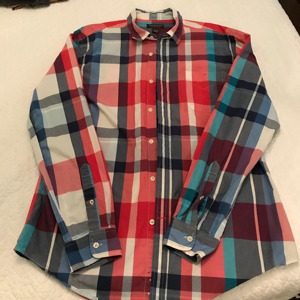 Men's button down long sleeve shirt