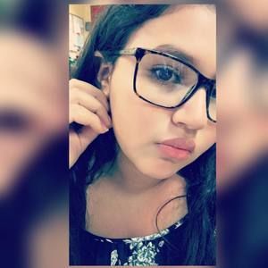 Meet your Posher, Fatima