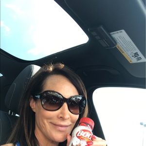 Meet your Posher, Bernadette