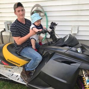 Meet your Posher, Collin