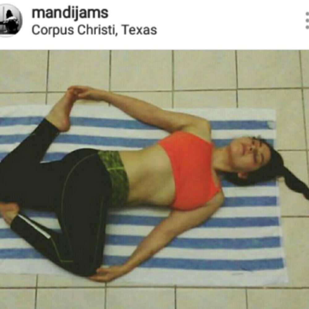 Fabletics zipper leggings