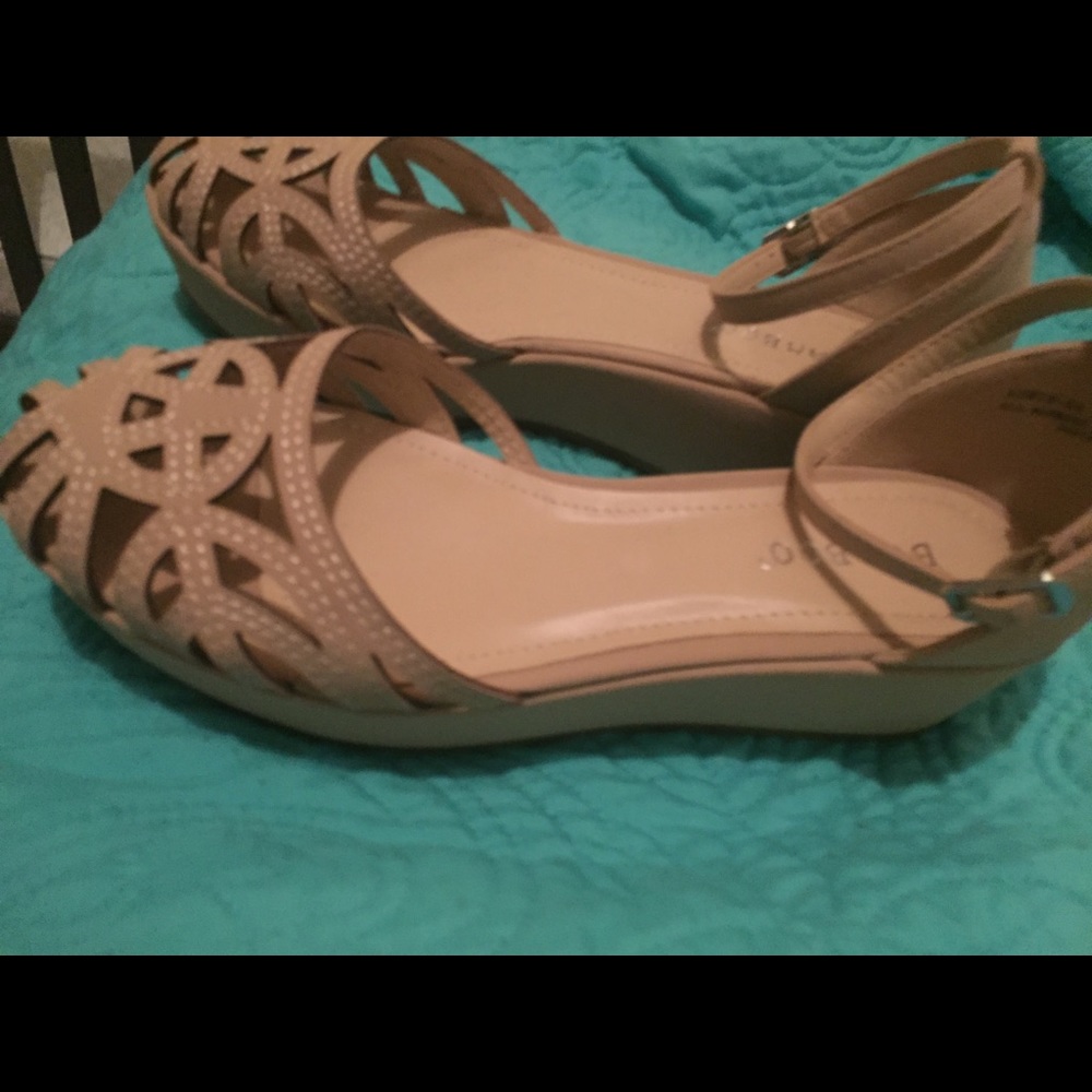 Brand new never worn platform scandals.